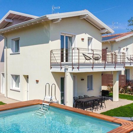 Luxury Villas Gardenia With Private Pool Паденге-суль-Гарда Екстер'єр фото